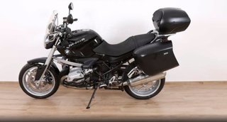 BMW R1200R Negra con 3 maletas Bmw originales