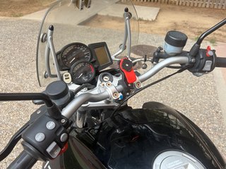 BMW R1200R Negra con 3 maletas Bmw originales