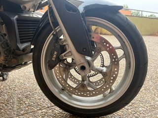 BMW R1200R Negra con 3 maletas Bmw originales