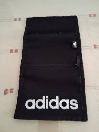 Cartera Adidas Negra Tela