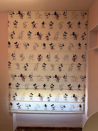 Cortina infantil Mickey Mouse hecha a medida