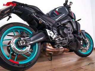 YAMAHA MT 09