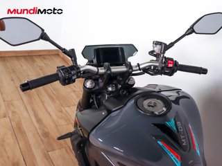 YAMAHA MT 09