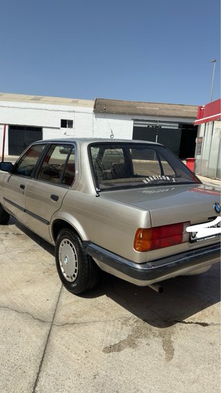 BMW e30 325e
