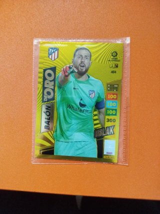 Tarjeta Lewandowski, pedri,y jan oblak