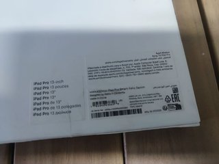 Apple Funda Smart Folio para el iPad Pro de 13 pulgadas (M5) - Negro