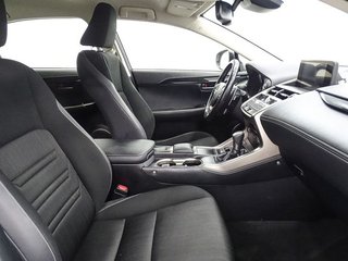 Lexus NX   2.5 300h Business 2WD