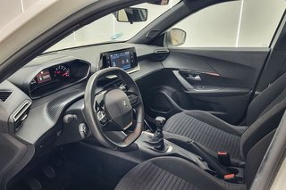 Peugeot 2008   Active Pack Puretech 100 SS 6 Vel. MAN