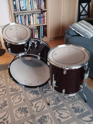 Cascos batería acústica + parches nuevos