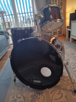 Cascos batería acústica + parches nuevos