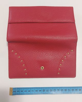 Cartera Yancci Piel Roja Tachuelas
