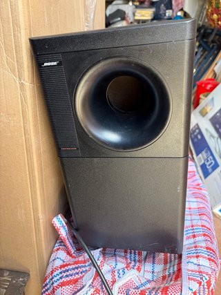 Subwoofer Bose Negro