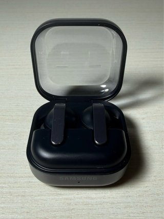Samsung Galaxy Buds4 Pro Negros