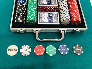 Maletín de póker completo fichas + cartas + tapete