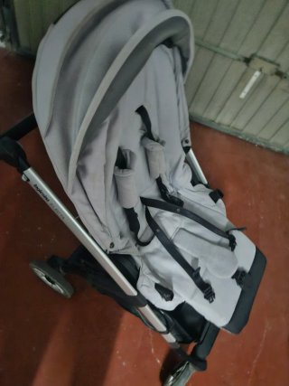 Carrito de bebé Inglesina Electa gris