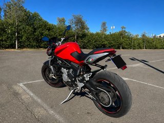 MV Agusta Brutale 675 A2 35kW Roja - Carbono
