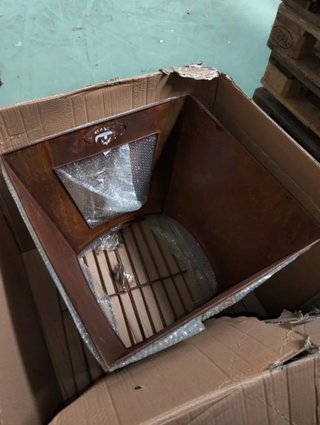 Brasero Esschert con leñero Ø75 cm