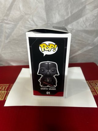 Funko Pop! Star Wars Darth Vader 01