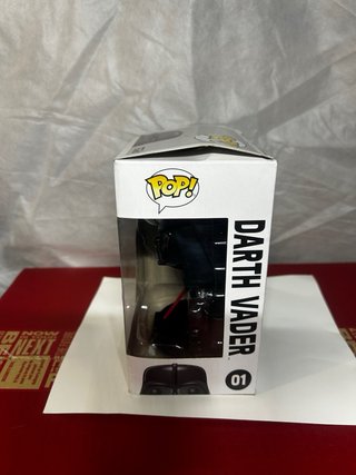 Funko Pop! Star Wars Darth Vader 01