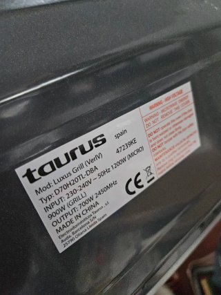 Microondas Taurus plateado