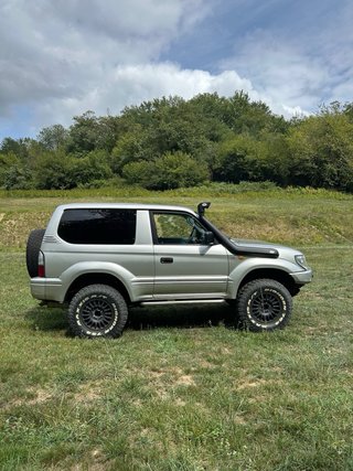 Toyota Land Cruiser 90 2002