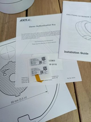 Axis M3104-L Cámara de seguridad IP Interior