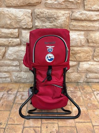 Mochila porta bebé roja