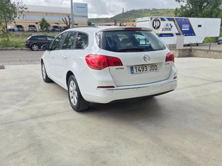 Opel Astra Sports Tourer 1.4 Turbo GLP Business 103 kW (140 CV)