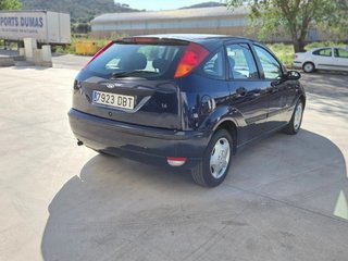 Ford Focus 1.6 Ghia 74 kW (100 CV)