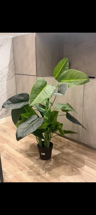 Planta Artificial Decorativa 135cm