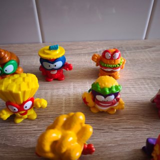 Lote 11 Figuras Superthings