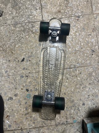 Patinete transparente