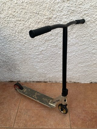 Patinete acrobático High Roller Story