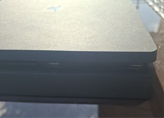 PS4 Slim - No lee discos