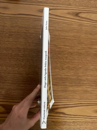 Hogei mila legoako bidaia itsaspetik