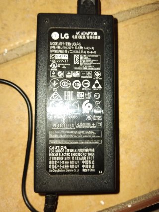 Cargador LG LCAP45 19V 2.53A