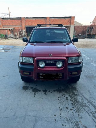 Opel Frontera 2000