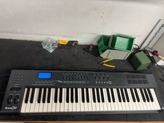 Controlador MIDI M-Audio Axiom 61