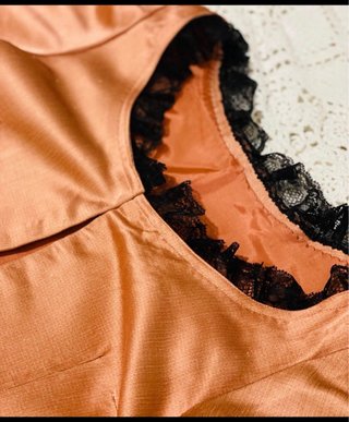 Indumentaria Valenciana Beige y Rosa