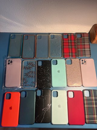Lote 18 Fundas iPhone 11 Pro Max