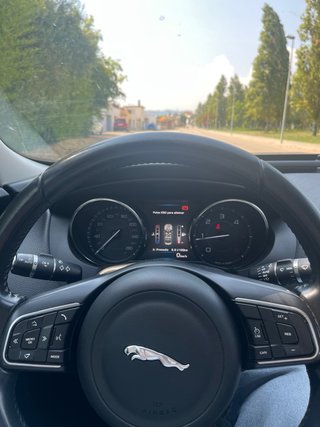 Jaguar XE 2015