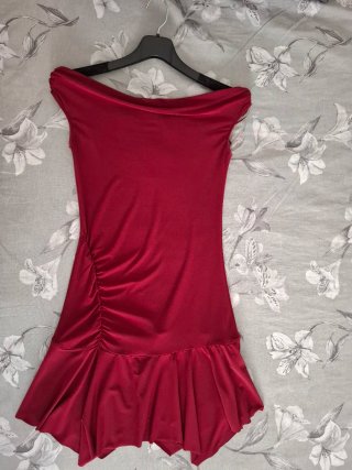 Vestido rojo asimétrico Pull&Bear