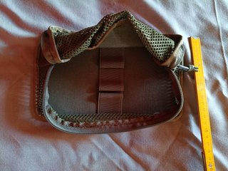 Tasca militare con retro in velcro