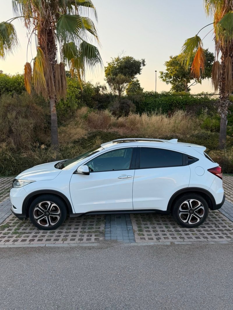Honda HR-V 1.6 i-DTEC Executive 2017, foto 5