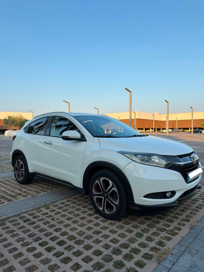 Honda HR-V 1.6 i-DTEC Executive 2017, foto 31