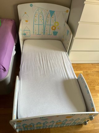 Cama infantil decorada