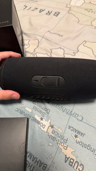 JBL Charge 5 Tomorrowland Edición Limitada