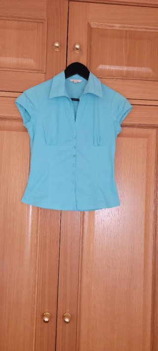 Conjunto Stradivarius: Camisa y Falda flores