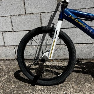 Bicicleta BMX