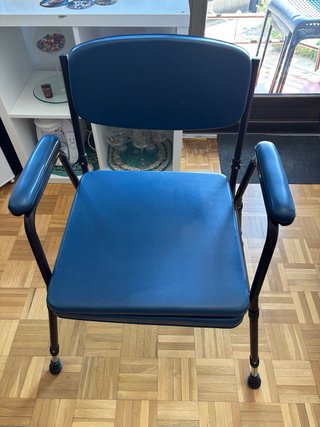 Silla baño en buen estado